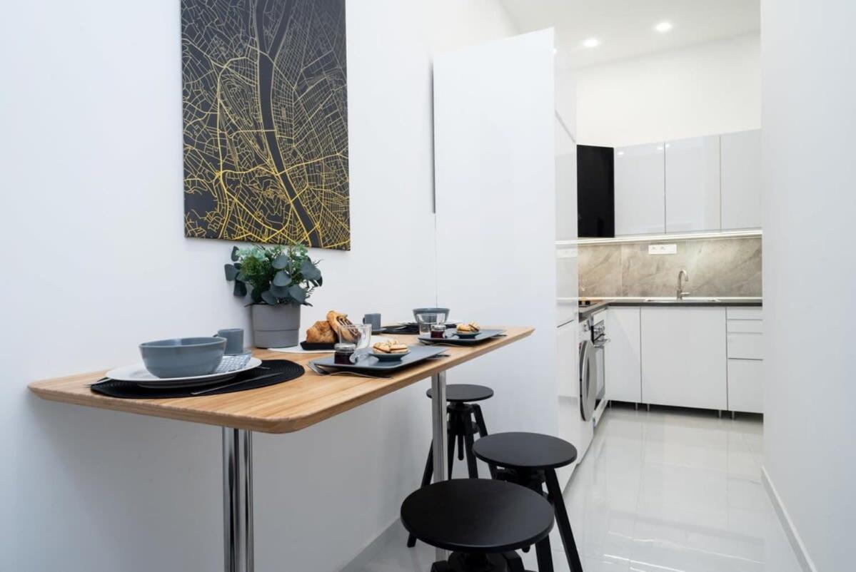New Home At Exlusive Central Location Budapest Esterno foto