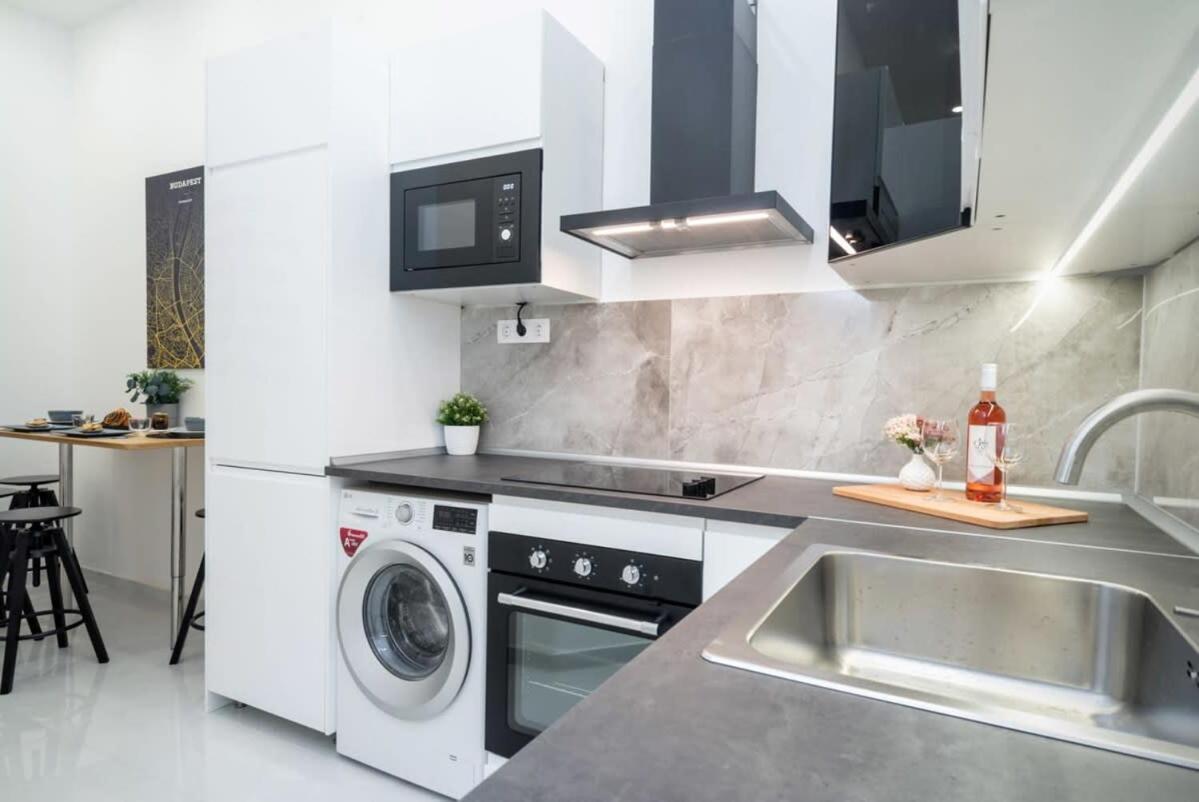 New Home At Exlusive Central Location Budapest Esterno foto