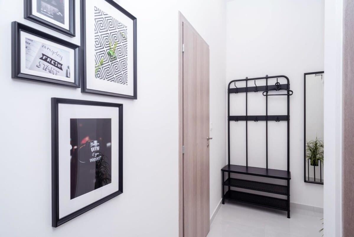 New Home At Exlusive Central Location Budapest Esterno foto