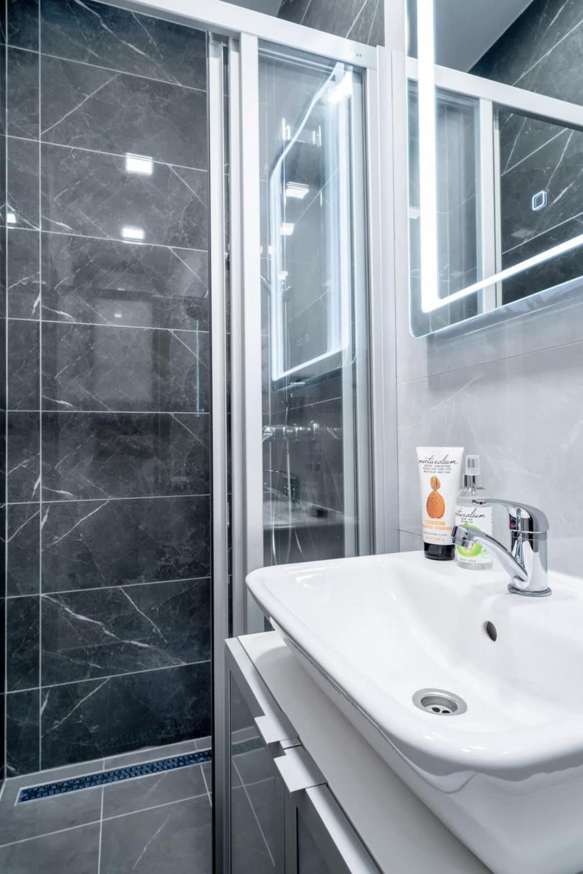 New Home At Exlusive Central Location Budapest Esterno foto